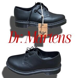 New DR. MARTENS Oxford dress shoes 14345 Black Lace Up Oxford style 7